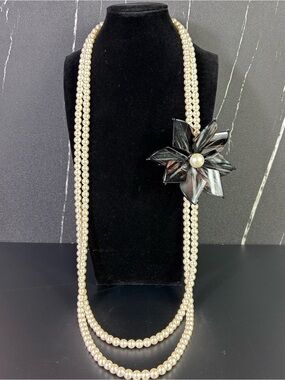 Vtg Glass Faux Pearl Necklace Black Marbled Flower Pendant Statement 40” Flapper